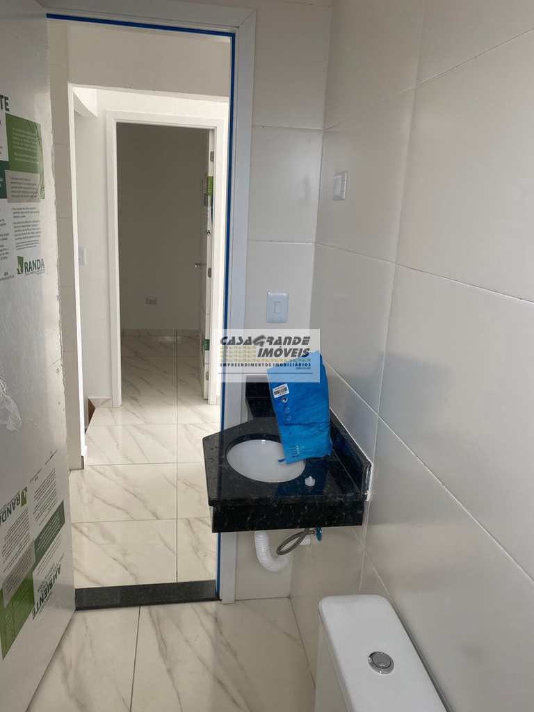 Casa de Condomínio em Praia Grande, no bairro Cidade da Criança