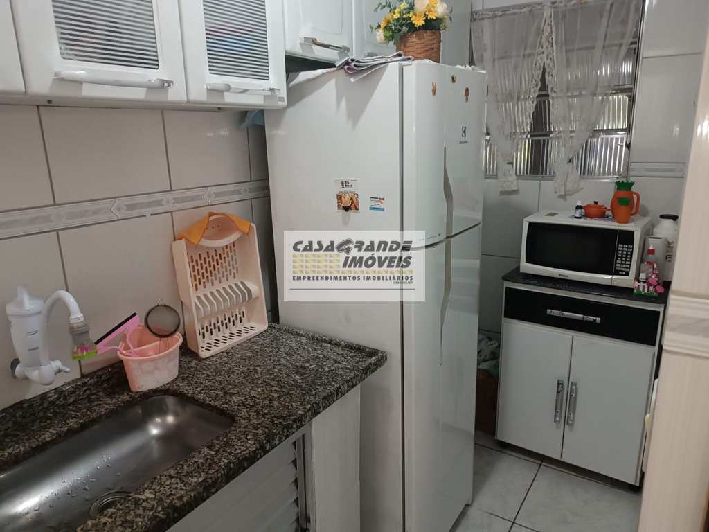 Casa em Praia Grande, no bairro Maracanã