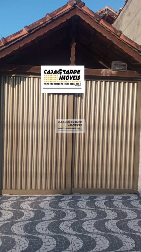 Casa em Praia Grande, no bairro Tupiry