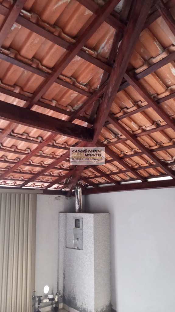 Casa em Praia Grande, no bairro Tupiry
