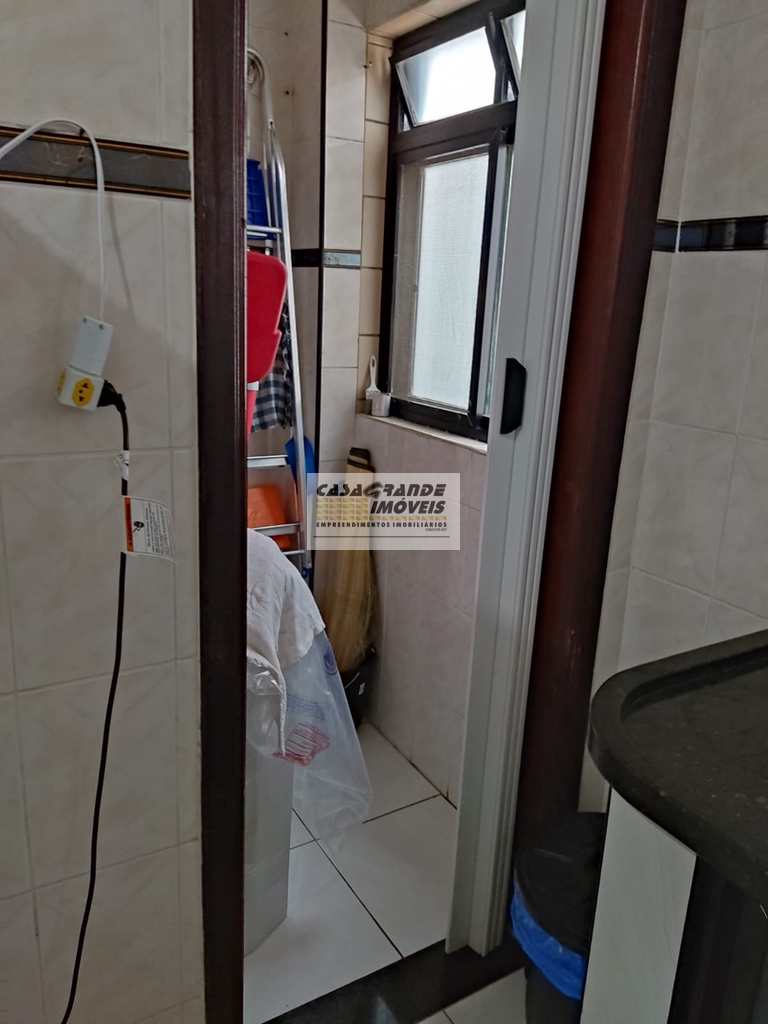 Apartamento em Praia Grande, no bairro Ocian