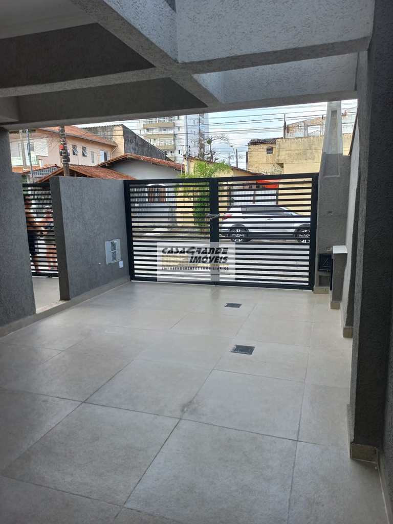 Sobrado de Condomínio em Praia Grande, no bairro Mirim