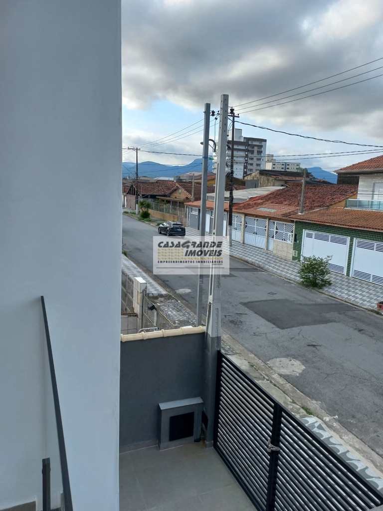 Sobrado de Condomínio em Praia Grande, no bairro Mirim
