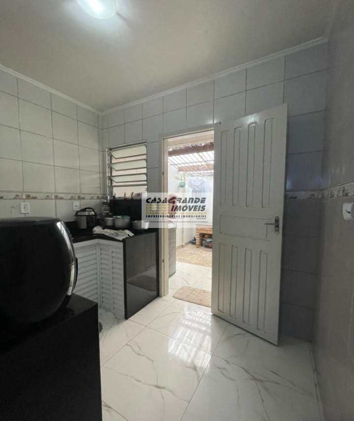Casa em Praia Grande, no bairro Princesa
