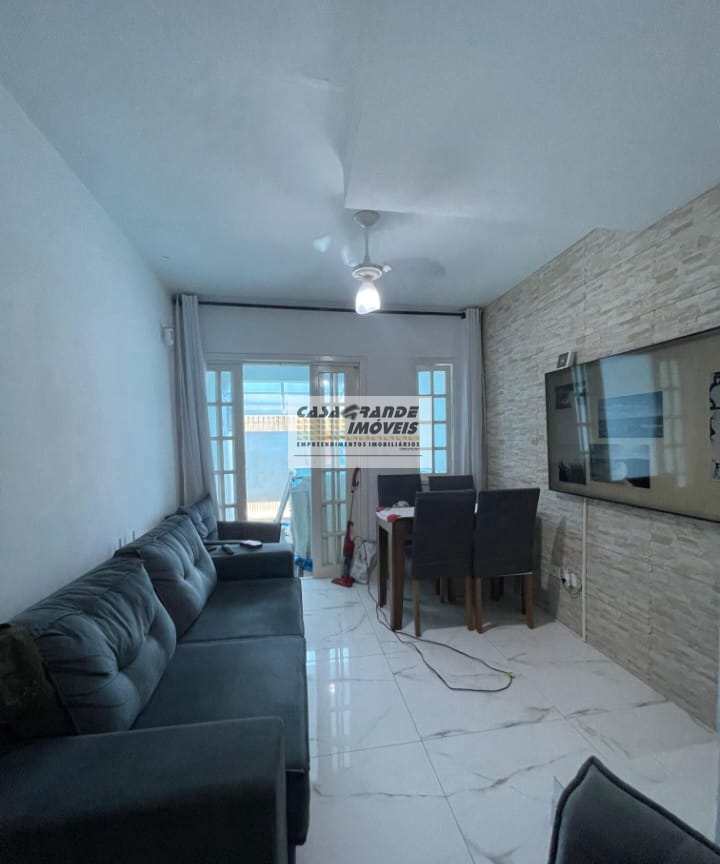 Casa em Praia Grande, no bairro Princesa