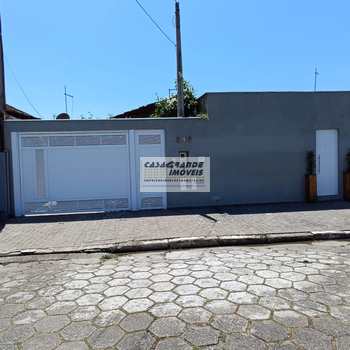 Casa em Praia Grande, bairro Caiçara