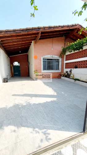 Casa, código 7388 em Praia Grande, bairro Caiçara