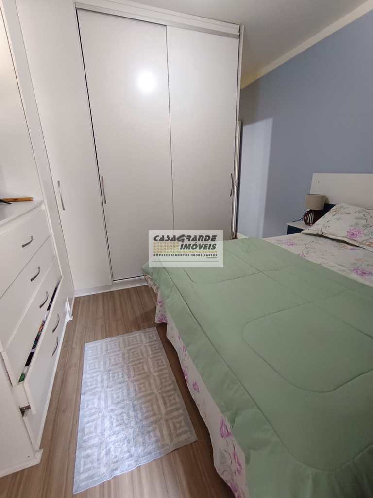 Apartamento em Praia Grande, no bairro Canto do Forte