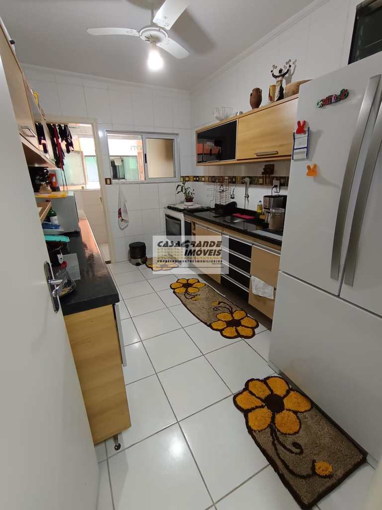 Apartamento em Praia Grande, no bairro Canto do Forte