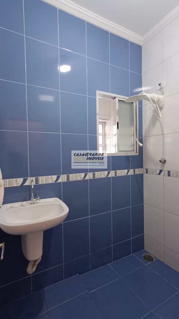 Casa em Praia Grande, no bairro Maracanã