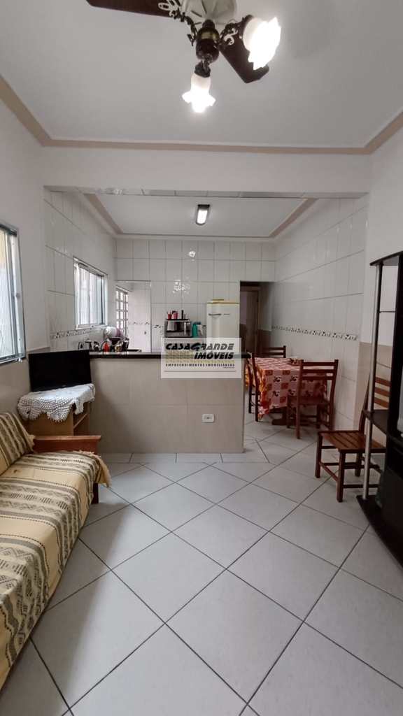 Casa em Praia Grande, no bairro Maracanã