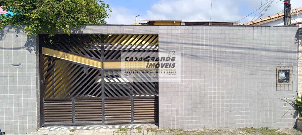 Sobrado em Praia Grande, no bairro Samambaia