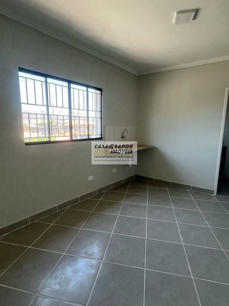 Sala Comercial em Praia Grande, no bairro Maracanã