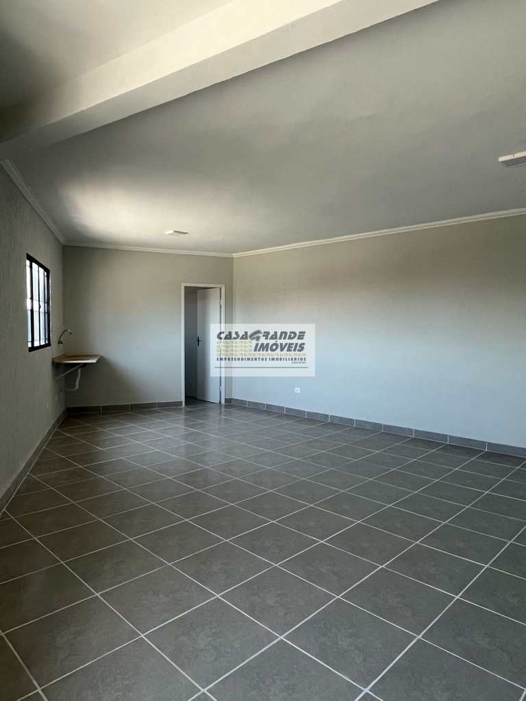 Sala Comercial em Praia Grande, no bairro Maracanã