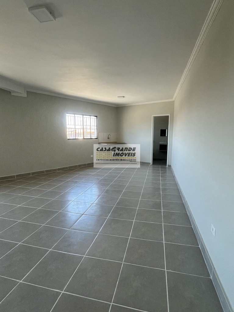Sala Comercial em Praia Grande, no bairro Maracanã