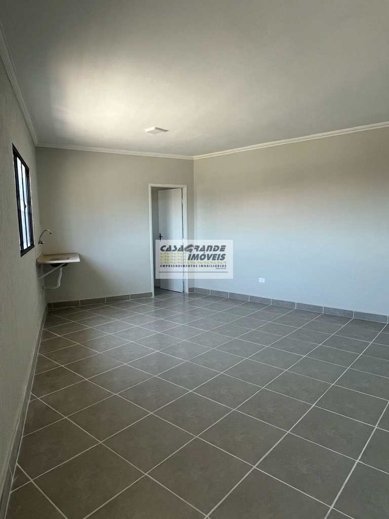 Sala Comercial em Praia Grande, no bairro Maracanã