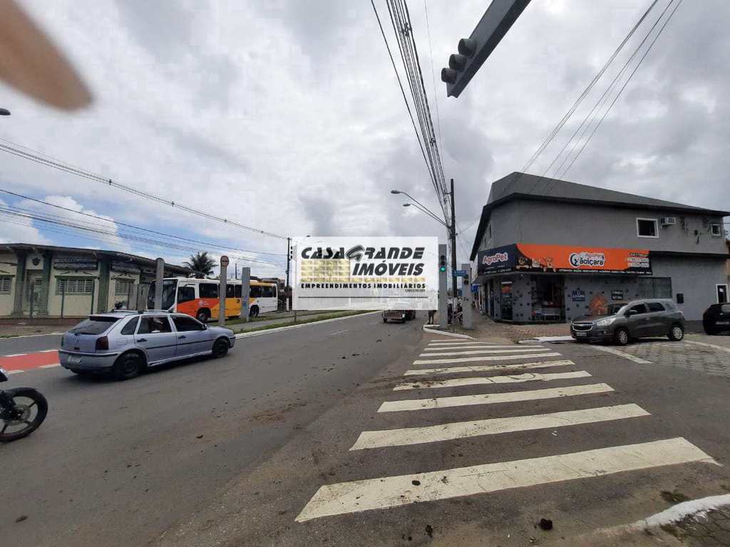 Sala Comercial em Praia Grande, no bairro Maracanã