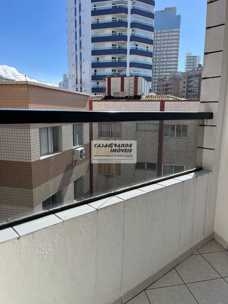 Apartamento em Praia Grande, no bairro Caiçara