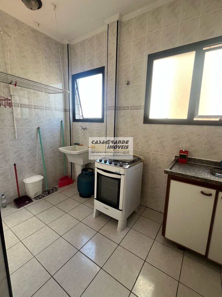 Apartamento em Praia Grande, no bairro Caiçara
