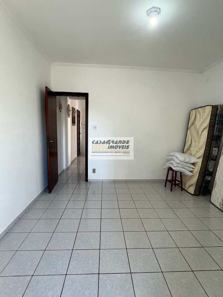 Apartamento em Praia Grande, no bairro Caiçara
