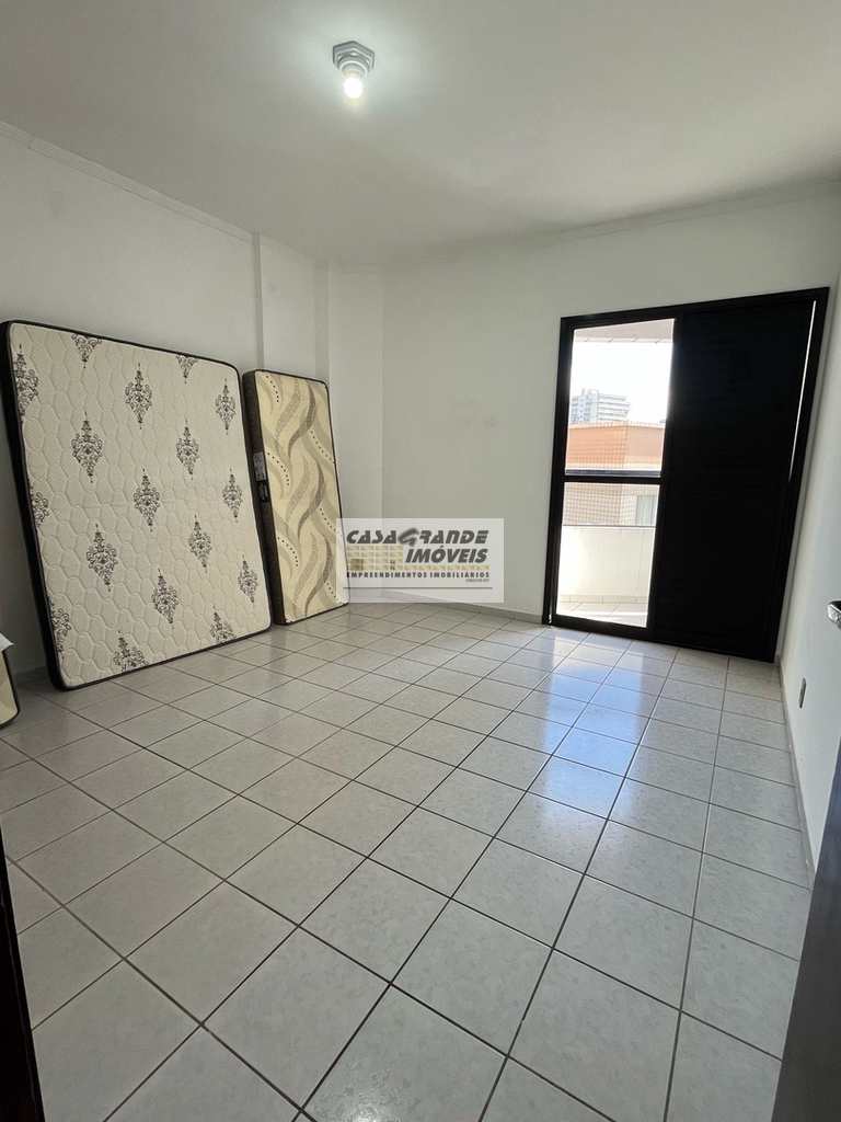 Apartamento em Praia Grande, no bairro Caiçara