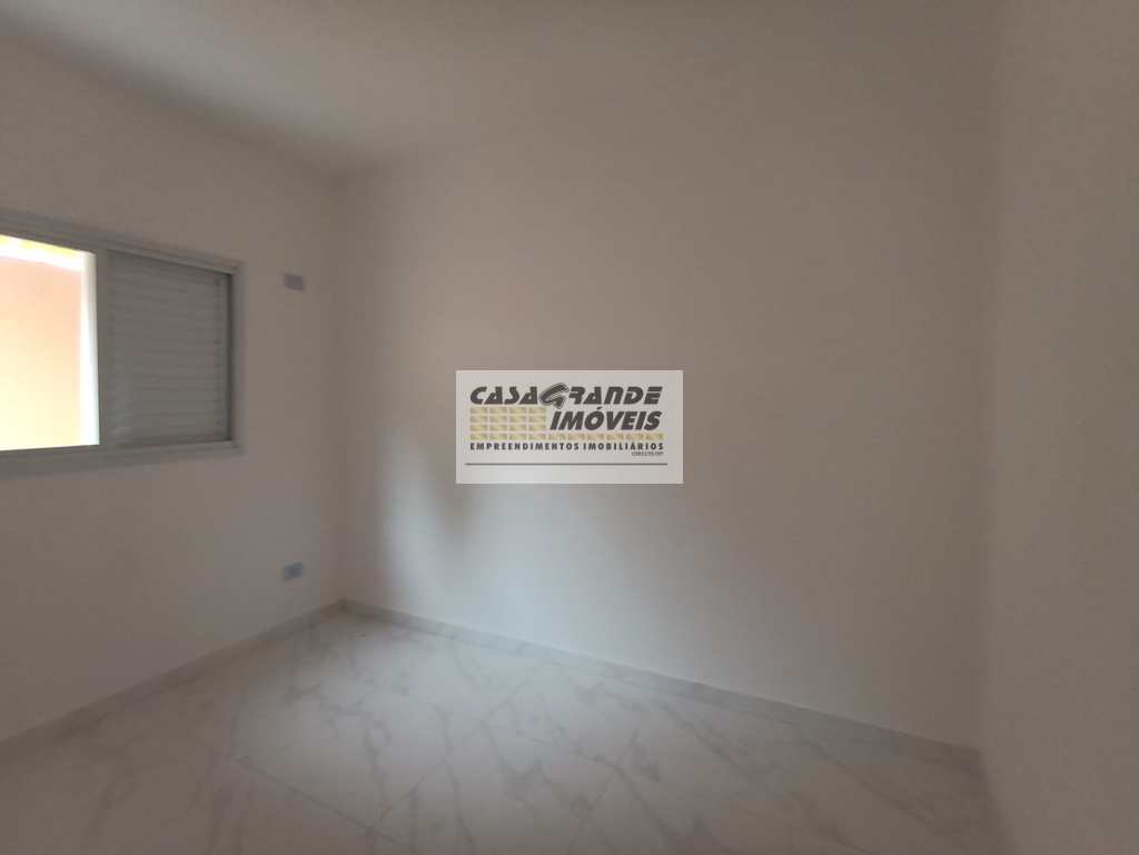 Casa de Condomínio em Praia Grande, no bairro Caiçara