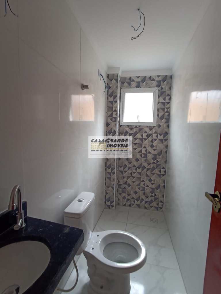 Casa de Condomínio em Praia Grande, no bairro Caiçara