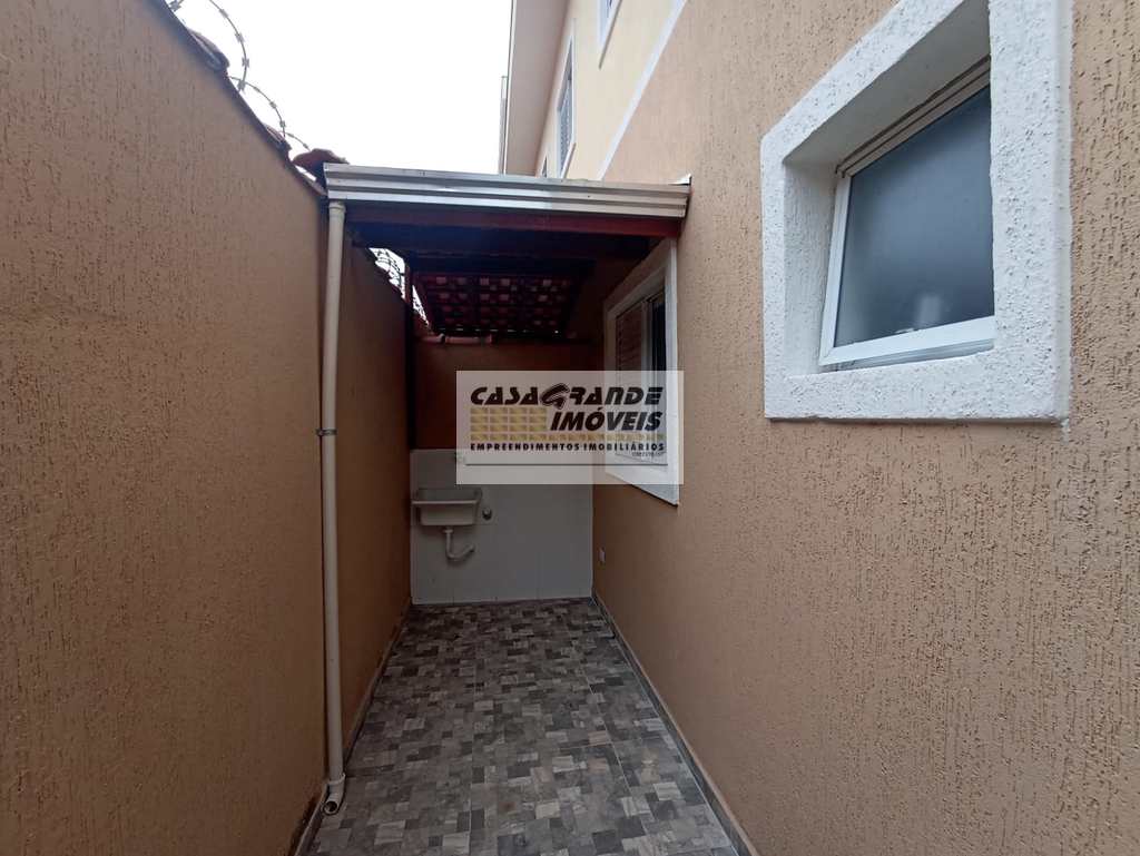 Casa de Condomínio em Praia Grande, no bairro Caiçara