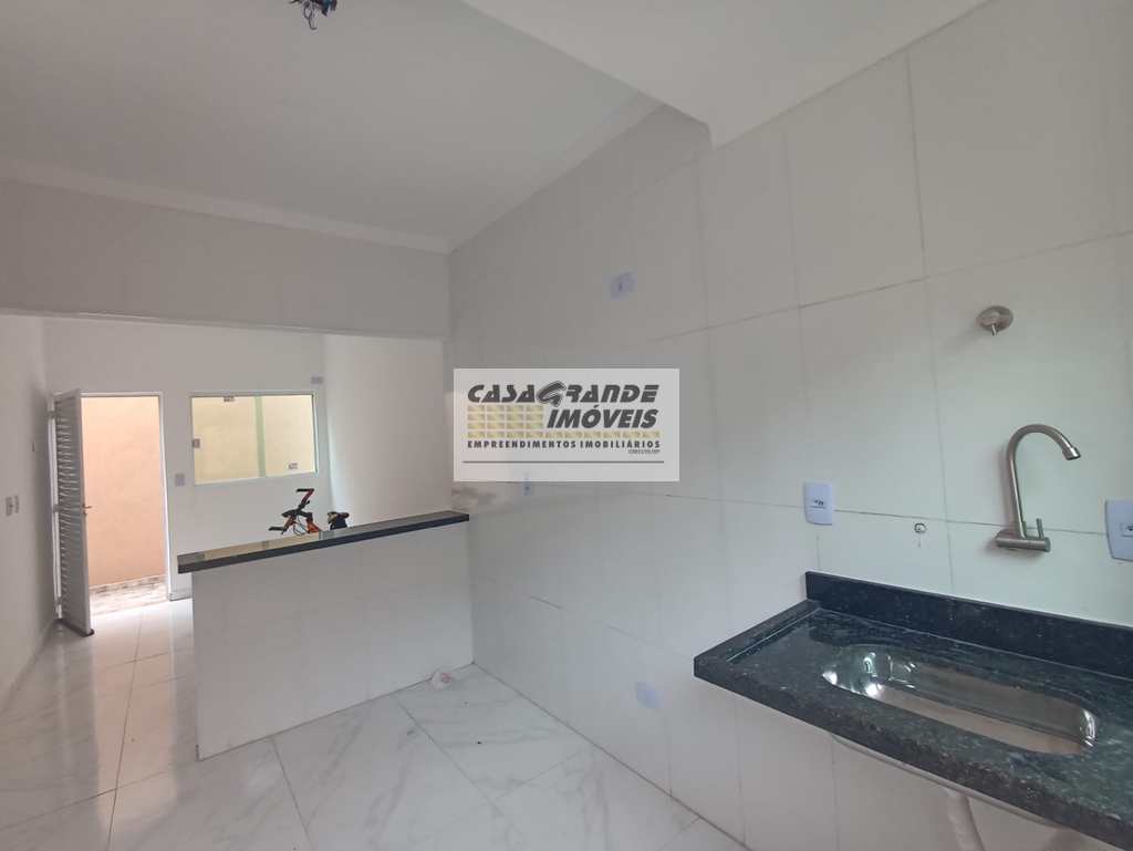 Casa de Condomínio em Praia Grande, no bairro Caiçara