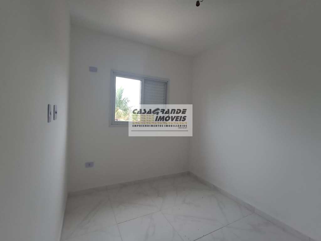 Casa de Condomínio em Praia Grande, no bairro Caiçara