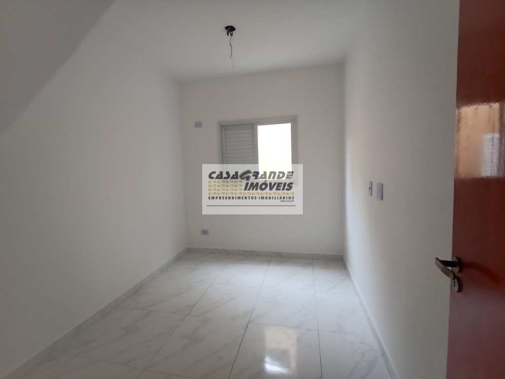Casa de Condomínio em Praia Grande, no bairro Caiçara