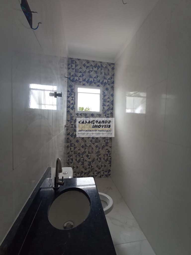 Casa de Condomínio em Praia Grande, no bairro Caiçara