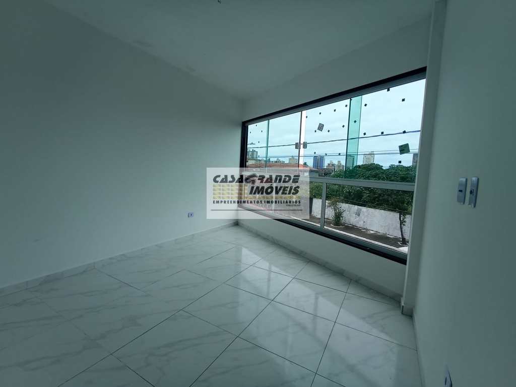 Casa de Condomínio em Praia Grande, no bairro Caiçara