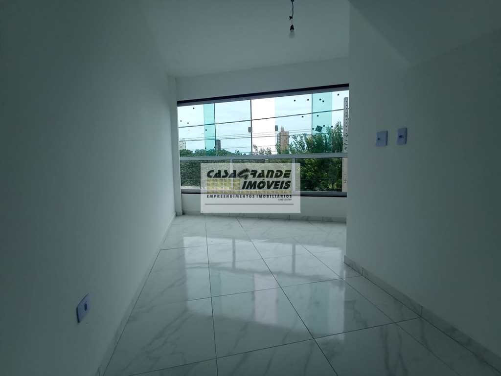 Casa de Condomínio em Praia Grande, no bairro Caiçara