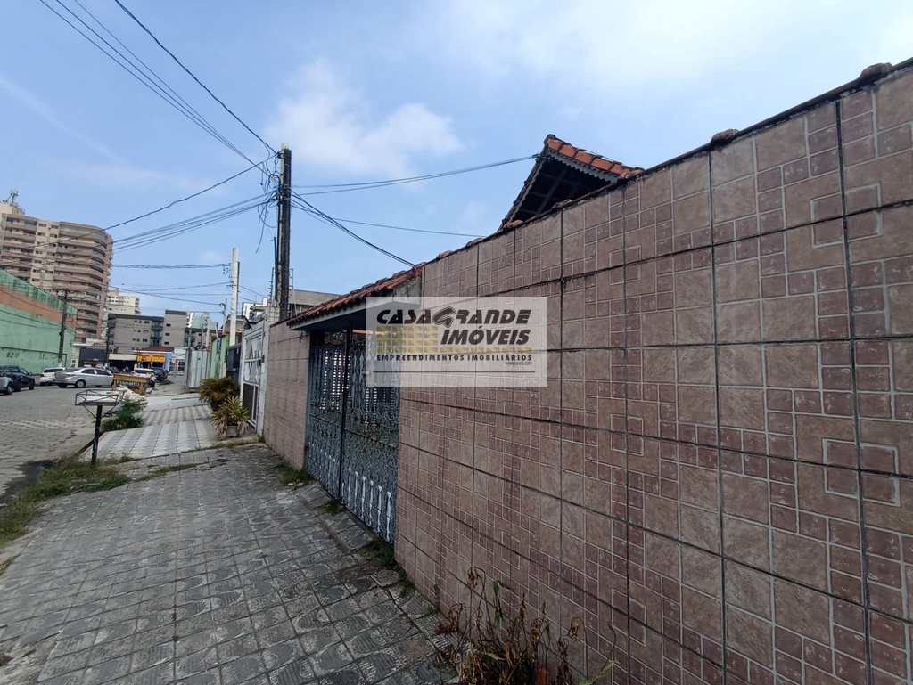 Casa de Condomínio em Praia Grande, no bairro Tupi