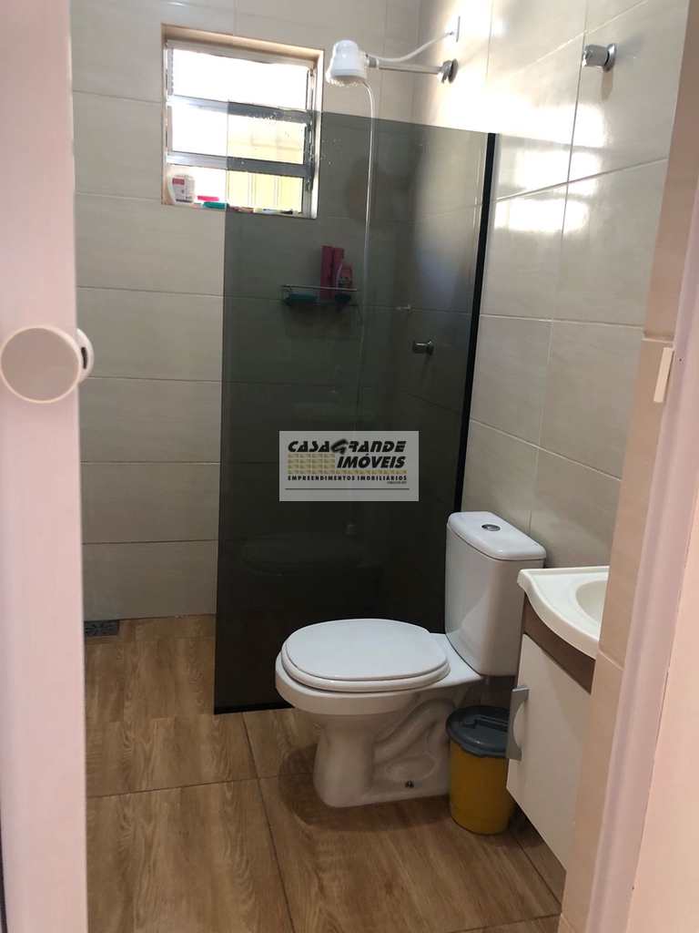 Casa de Condomínio em Praia Grande, no bairro Tupi