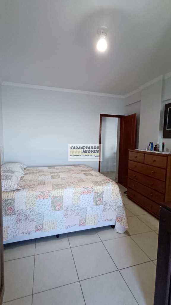 Apartamento em Praia Grande, no bairro Caiçara