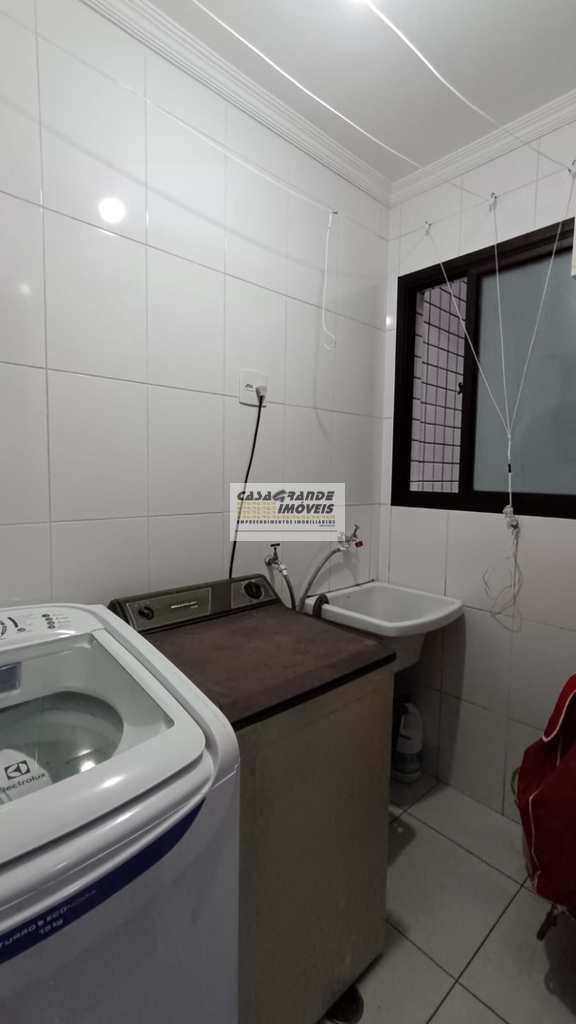 Apartamento em Praia Grande, no bairro Caiçara