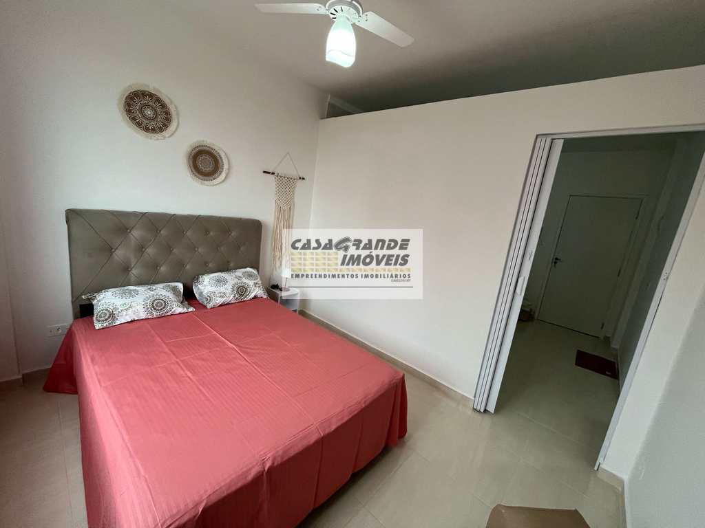 Kitnet em Praia Grande, no bairro Tupi