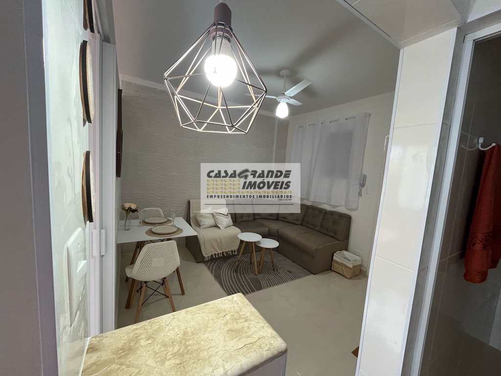 Kitnet em Praia Grande, no bairro Tupi