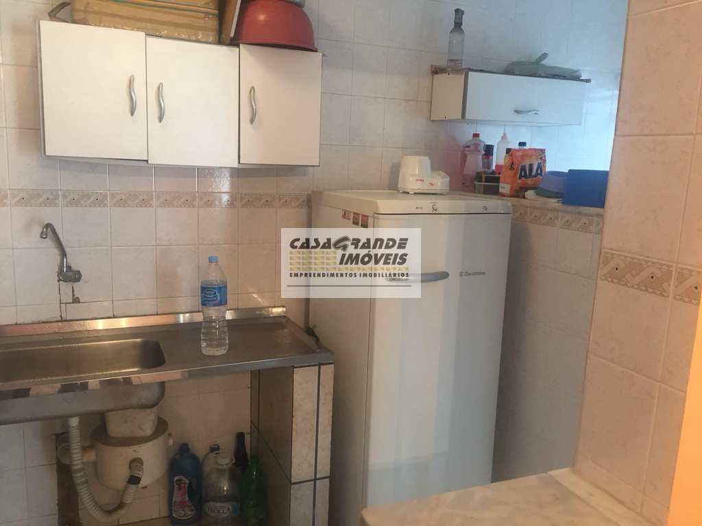 Casa de Condomínio em Praia Grande, no bairro Real