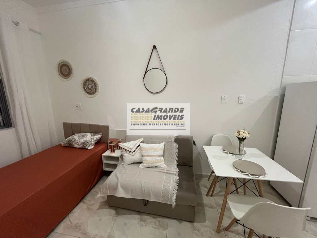 Kitnet em Praia Grande, no bairro Aviação