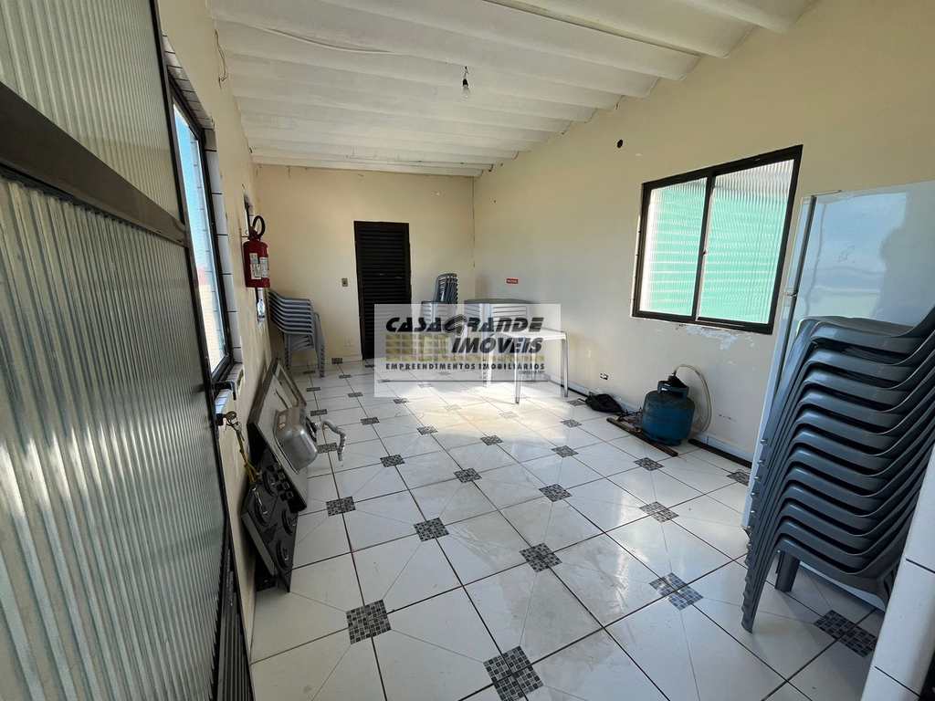 Kitnet em Praia Grande, no bairro Aviação