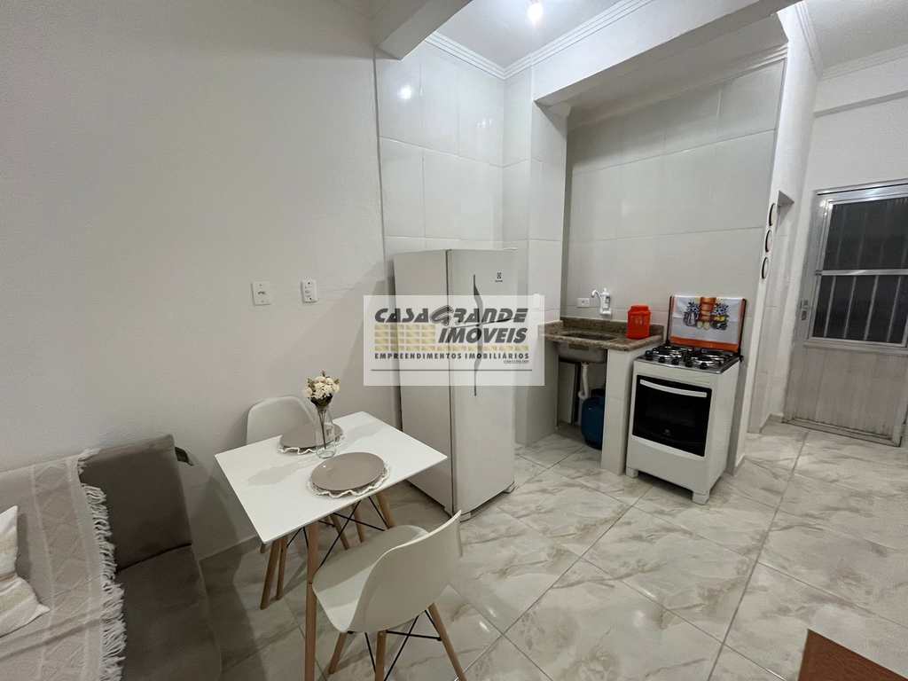 Kitnet em Praia Grande, no bairro Aviação