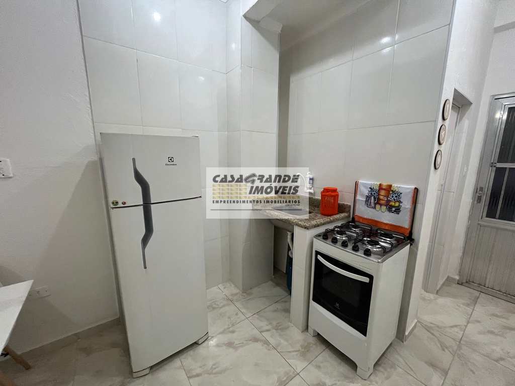 Kitnet em Praia Grande, no bairro Aviação