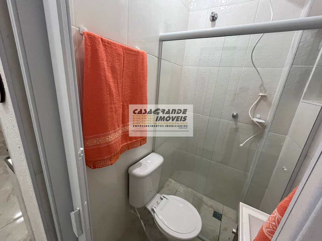 Kitnet em Praia Grande, no bairro Aviação