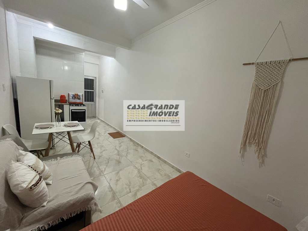 Kitnet em Praia Grande, no bairro Aviação