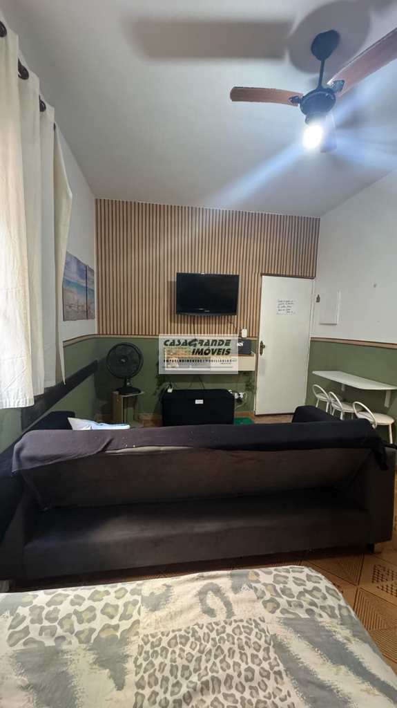 Kitnet em Praia Grande, no bairro Caiçara