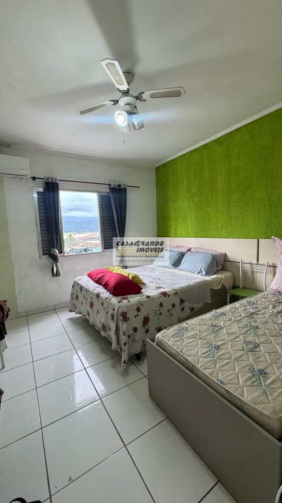 Apartamento em Praia Grande, no bairro Caiçara