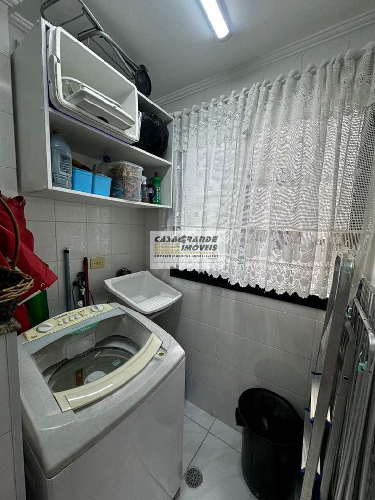 Apartamento em Praia Grande, no bairro Ocian